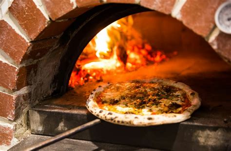 Here Are Melbournes Best Wood Fire Pizzerias Urban List Melbourne