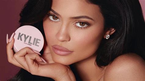 Kylie Jenner Teased A New Beauty Product — Is It A Setting Powder Allure