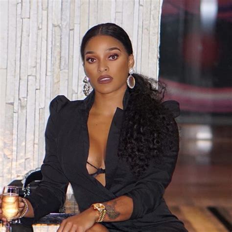 Joseline Hernandezs Real Love Post Spirals Out Of Control After Fans