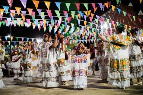Así Es La Jarana El Tradicional Baile De Yucatán Tradición Es Cultura