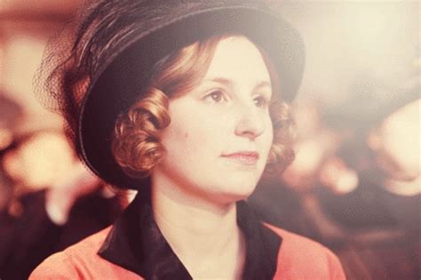 What Is The Name Of The Actress Who Stars As Edith The Downton Abbey Trivia Quiz Fanpop