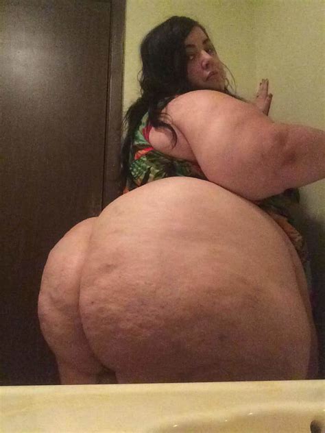 Super Fat Booty Shesfreaky