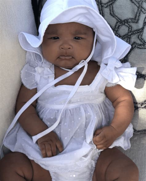 Khloe Kardashian shares adorable new photos of baby True - Goss.ie