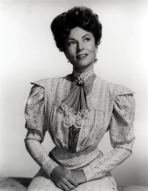Remembering Bewitched Star Agnes Moorehead Who Died 47 Years Ago Of