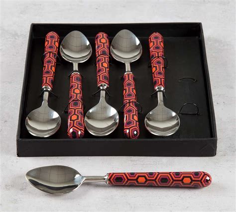 The spoon holder keeps your dining table or stove clean and organized. Great Deals on Dining Table Spoon Set at India Circus
