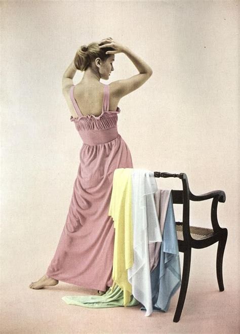 Lillian Bassman의 작품들 첫번째 Fashion Vintage Fashion Popular Photography