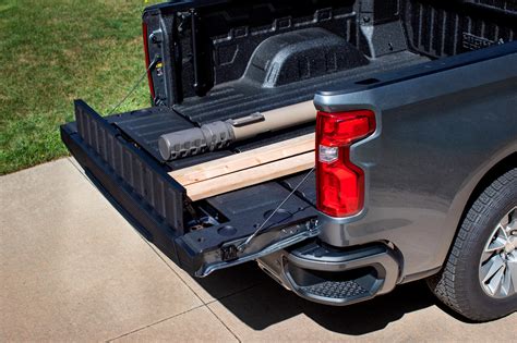 2021 Chevy Silverados Awesome Multi Flex Tailgate Coming Soon Carbuzz