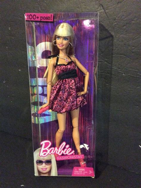 2009 Mattel Barbie Wild Fashionistas Doll 100 Poses Poseable