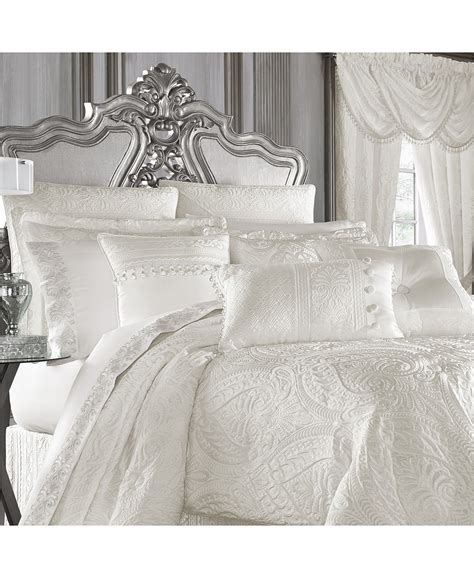 J Queen New York Bianco 4 Pc Comforter Set Queen And Reviews Home