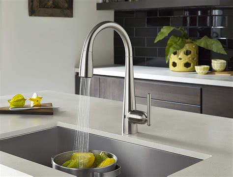 Best touchless kitchen faucets of 2021. Best Touchless Kitchen Faucet Reviews in 2020 | Touchless ...