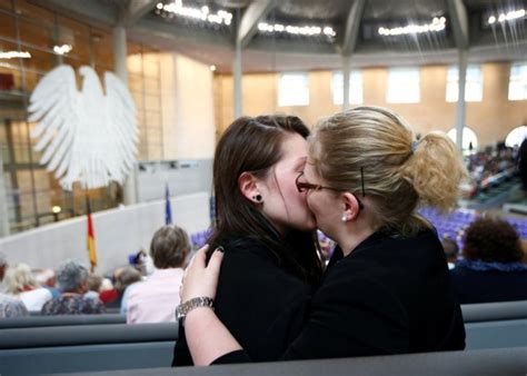 Momentous Victory Vote Legalises Same Sex Marriage In Germany