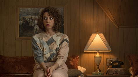 An Evening With Beverly Luff Linn Trailer Trailers Videos Rotten Tomatoes