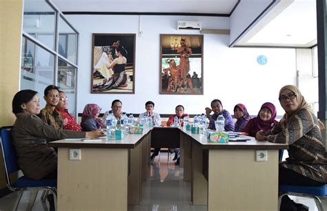 Manajemen Administrasi Perkantoran Modern Jakarta Training Center