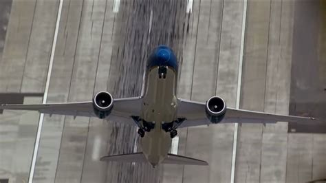 Wild Video Boeings New Plane Can Take Off Almost Vertically Abc7