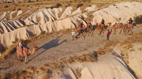 Kapadokya N N Masals Manzaras N Deve Safari Ile Ke Fediyorlar Trt