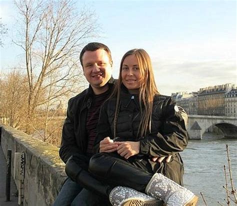 Депутат виталий милонов поддержал решение артистки. Юлия Михалкова из Уральских Пельменей: муж, горячее фото