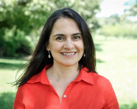 Dr Adriana Salcedo
