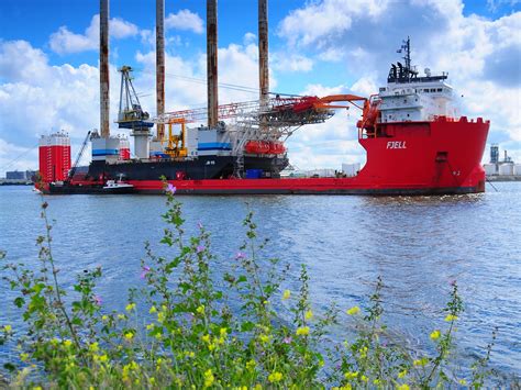 Heavy Lifters In The Marine Industry Krohne Netherlands