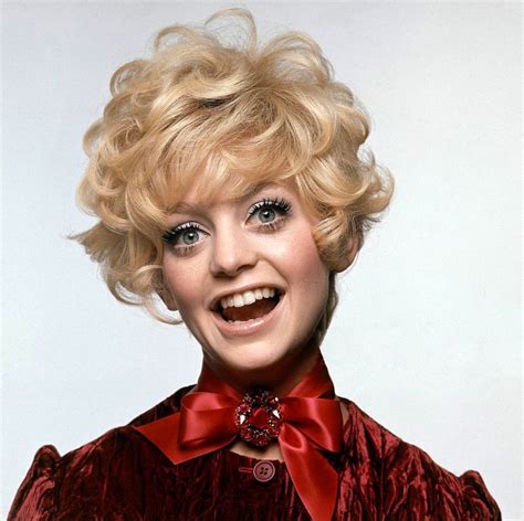 60 Gorgeous Photos Of Goldie Hawn In The Mid Late 1960s Vintage Everyday