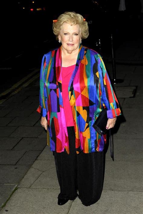 The name denise robertson has over 230 birth records, 11 death records, 52 criminal/court records, 837 address records, 239 phone records and more. This Morning Agony Aunt Denise Robertson dies aged 83