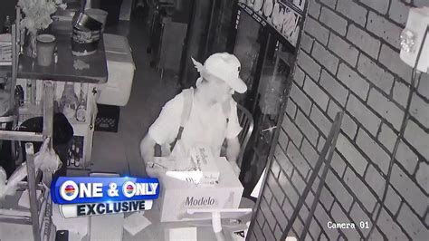 Men Caught On Camera Robbing Miami Restaurant Of Beer Jukebox And More Youtube
