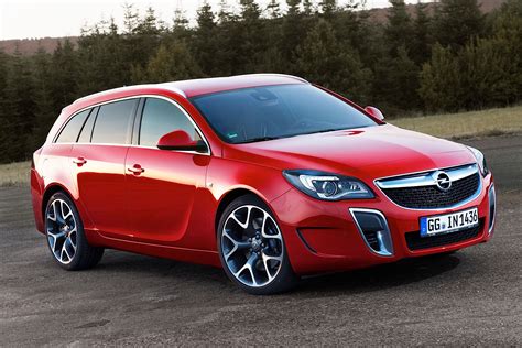 Opel Insignia Sports Tourer Opc Specs And Photos 2013 2014 2015 2016