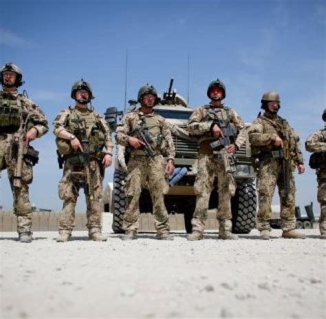 1 day ago · afghanistan:evakuierungsmission der bundeswehr angelaufen. ZF: Bundeswehr ordnet Luftangriff in Afghanistan an - WELT