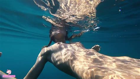 Sirena Nuda Mi Ha Fatto Nuotare Con Lei E L Ho Filmata Redtube