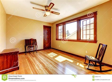 I currently am leaning towards benjamin moore's moonlight or even yellow freeze. Pin by itweetArt / Alissa Fereday on Den Remodel ...