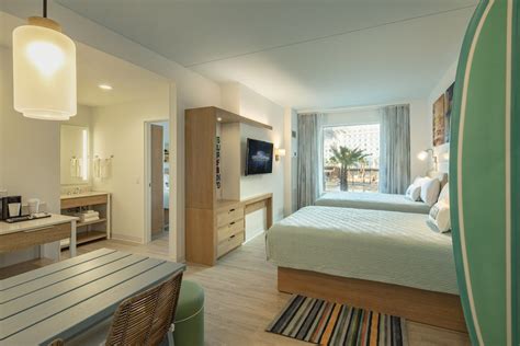 Was just as quiet, on the top floor of building 19 with a view of both the golf course and the wet area that was habitat for many birds.she picked out the perfect suite for us. Universal Orlando announces new 'Endless Summer Resort' to ...