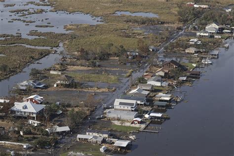 Hurricane Ida Evacuees Urged To Return To New Orleans