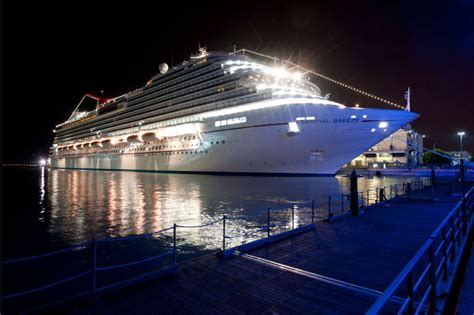Weddings And Honeymoon Cruises On Carnival Cruise Ships