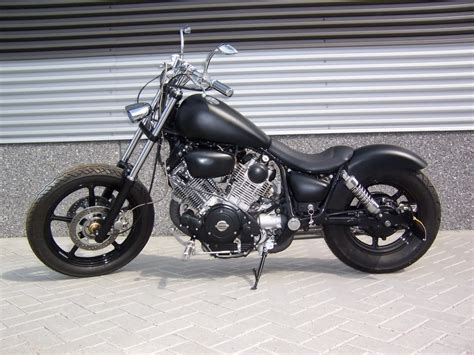 I had this virago 700 half a dozen years ago, but i didn't really end up liking the struts, dual carbs, or the excessive wiring. Virago | Yamaha virago, Honda shadow bobber, Bobber motorcycle