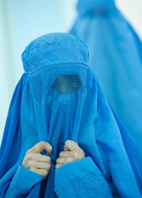 Abaya Burka Niqab Diese Kopftuch Arten Gibt Es Im Islam
