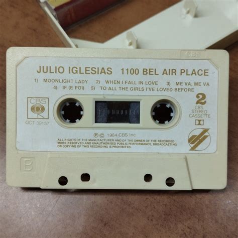 Cassette Julio Iglesias Bel Air Place Hobbies Toys Music