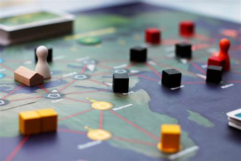 How Do You Play the Team Strategy Game Pandemic in Minutes?