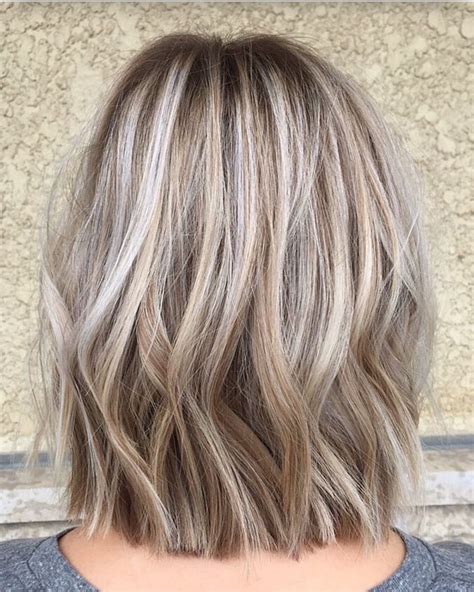 Pin By Rebecca Herrod On Hair And Beauty Pretty Blonde Hair Covering