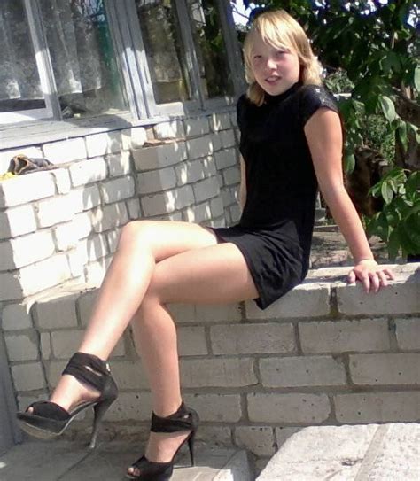 Mom Says I M Still Too Babe To Wear Heels Like This When W E Go