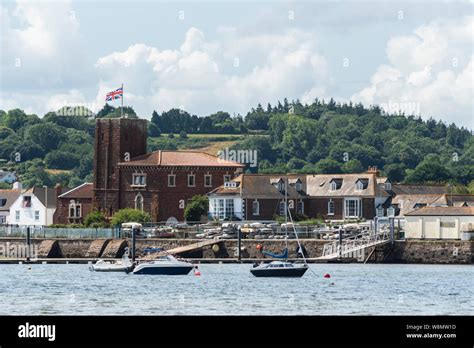Starcross Devon Hi Res Stock Photography And Images Alamy