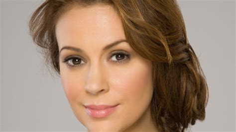 Alyssa Milano We Can T Let Trump And Kavanaugh Be America S Face Opinion