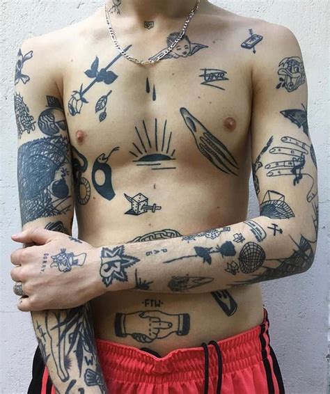 Ideias De Tatuagens Masculinas Pequenas Lideram Pesquisas No Pinterest Expo Tattoo Brasil