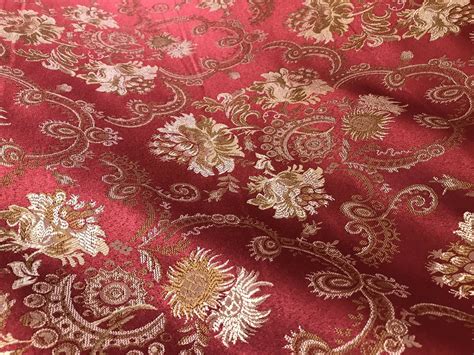 New Designer Brocade Jacquard Fabric Roses Floral Upholstery Red