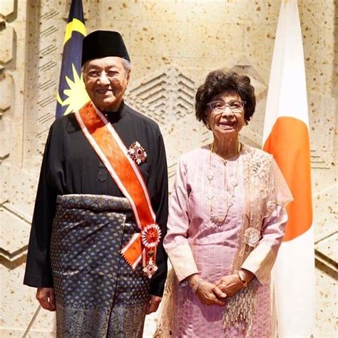 Mahathir bin mohamad on facebook. Perdana Menteri Tertua Di Dunia, Tun Dr Mahathir Mohamad ...