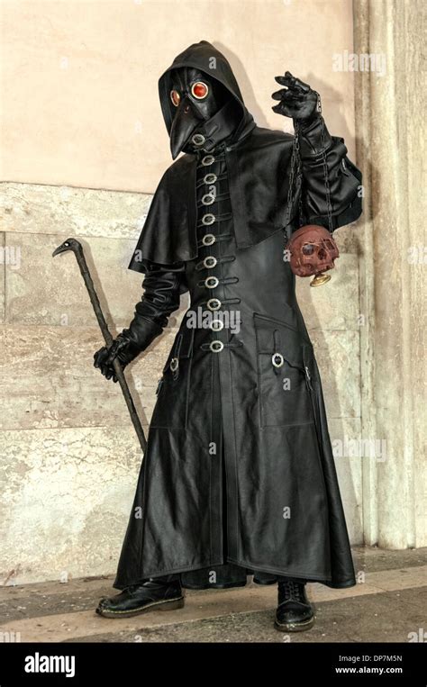 Plague Doctor Mask Black Dark Leather Costume Cosplay Larp Renaissance