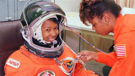 Mae Jemison The First Black Woman In Space Is Celebrating The 25th A