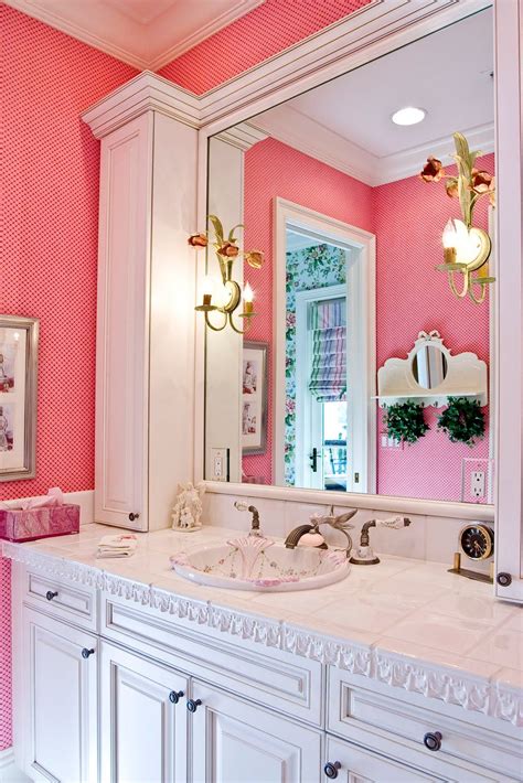 The huge oval mirrors add opulence and bring a sharp contradiction to the. Pin by Harriett Seckinger on For my virtual mansion ...