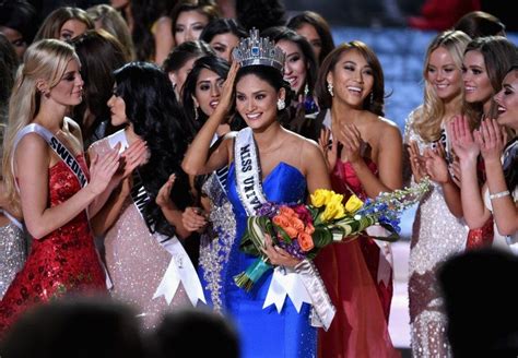 Pro Us Bases Miss Universe 2015 Pia Wurtzbach Should Get A Briefing Activists Say