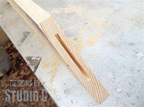 Using Biscuit Joints On Mitered Corners