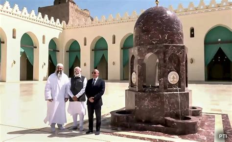 Vijay Upadhyay Pm Modi Visits Egypt S Historic 11th Century Al Hakim Mosque In Cairo