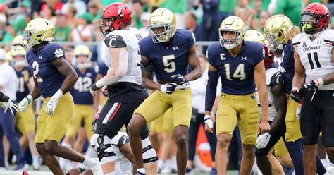 Why Nick Lezynski Leaving Was Bittersweet For Notre Dame Football Players